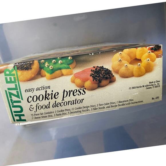 HUTZLER GERDA - petite COOKIE PRESS & FOOD DECORATOR #690. 1999 - Picture 3 of 4